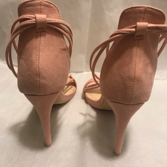 NIB VICES HEELS - Picture 2 of 8